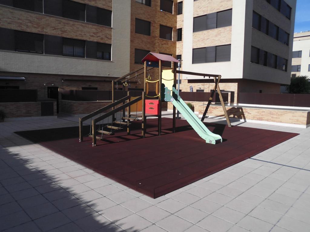 Apartamento Bellavista Apartment Lardero ภายนอก รูปภาพ
