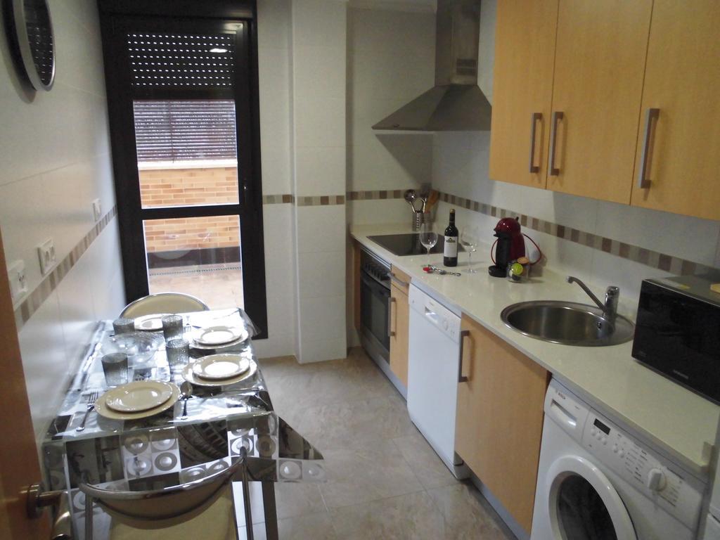 Apartamento Bellavista Apartment Lardero ภายนอก รูปภาพ